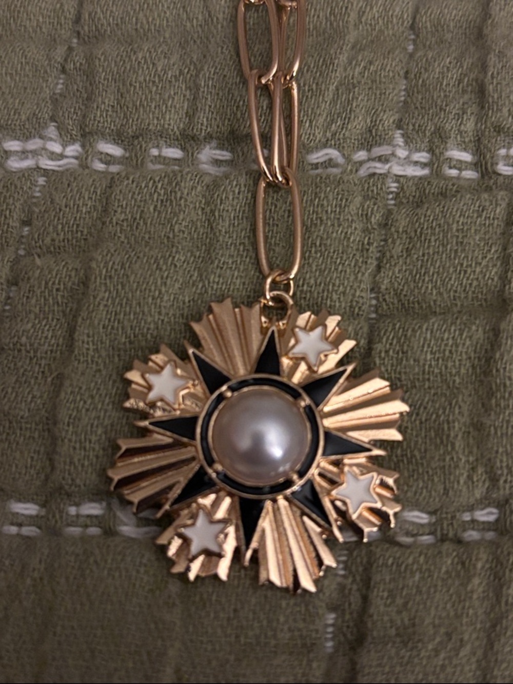 Gold Starburst Pendant Necklace with Faux Pearl - Picture 2 of 3